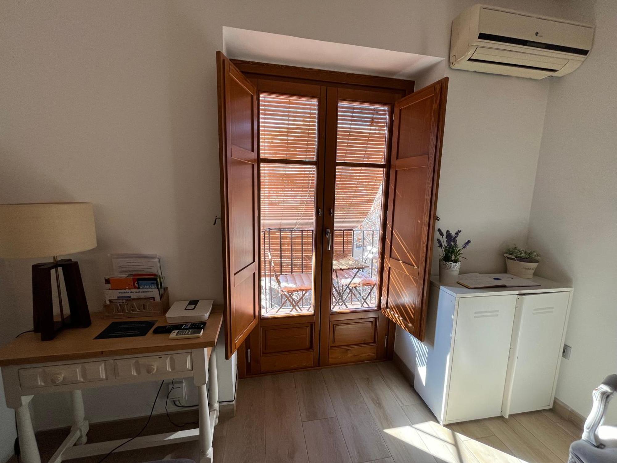 Fantastico Apartamento Suite En Centro De Granada Exterior photo
